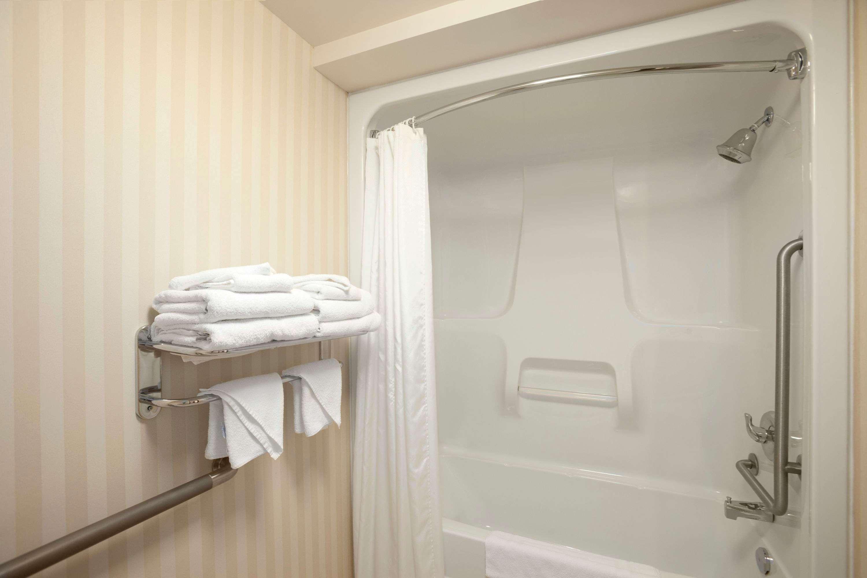 Border Inn & Suites Lloydminster Zewnętrze zdjęcie