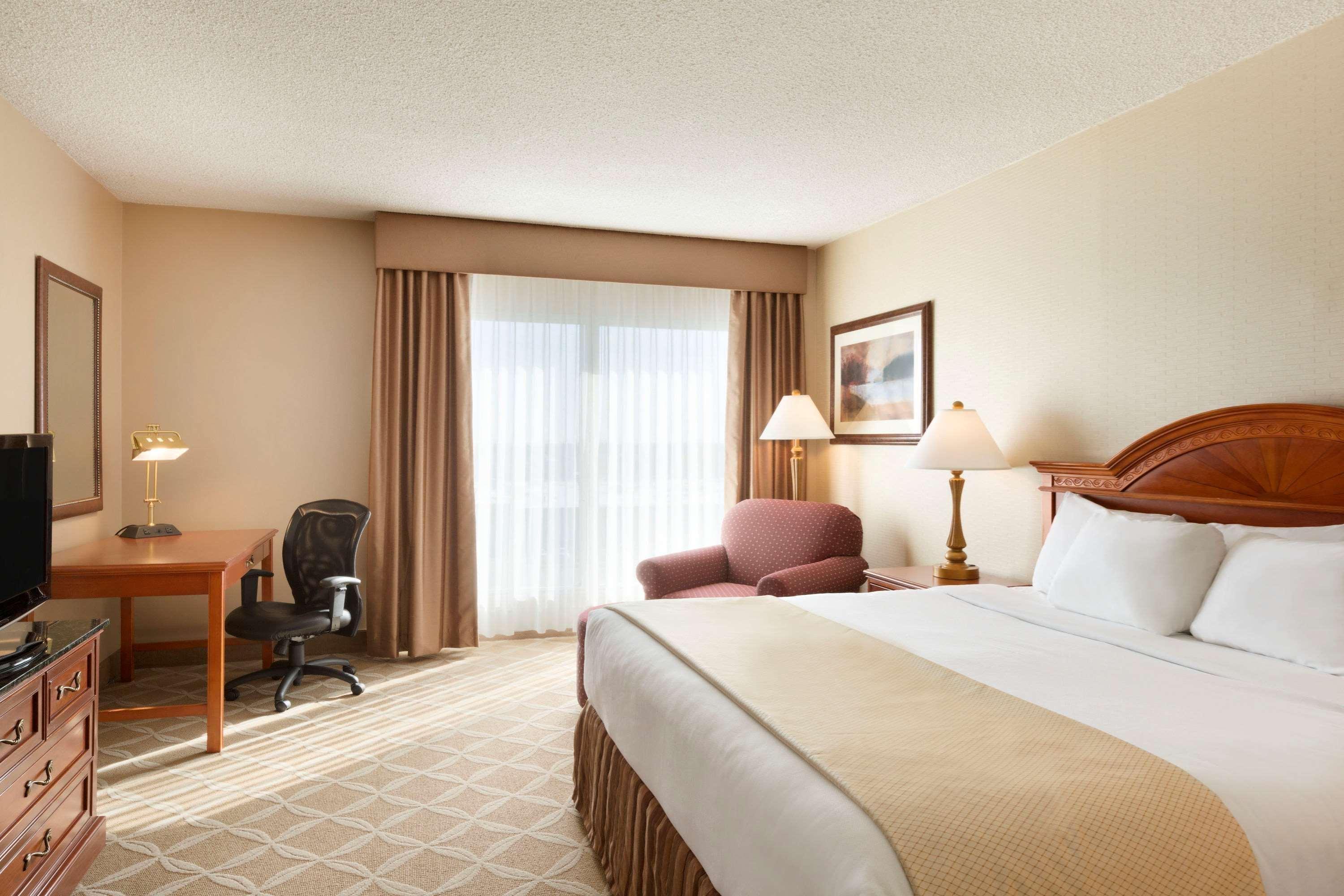 Border Inn & Suites Lloydminster Zewnętrze zdjęcie