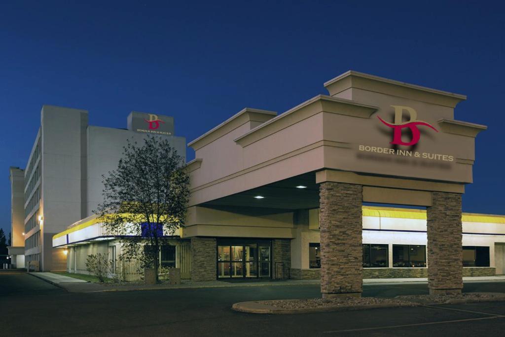 Border Inn & Suites Lloydminster Zewnętrze zdjęcie