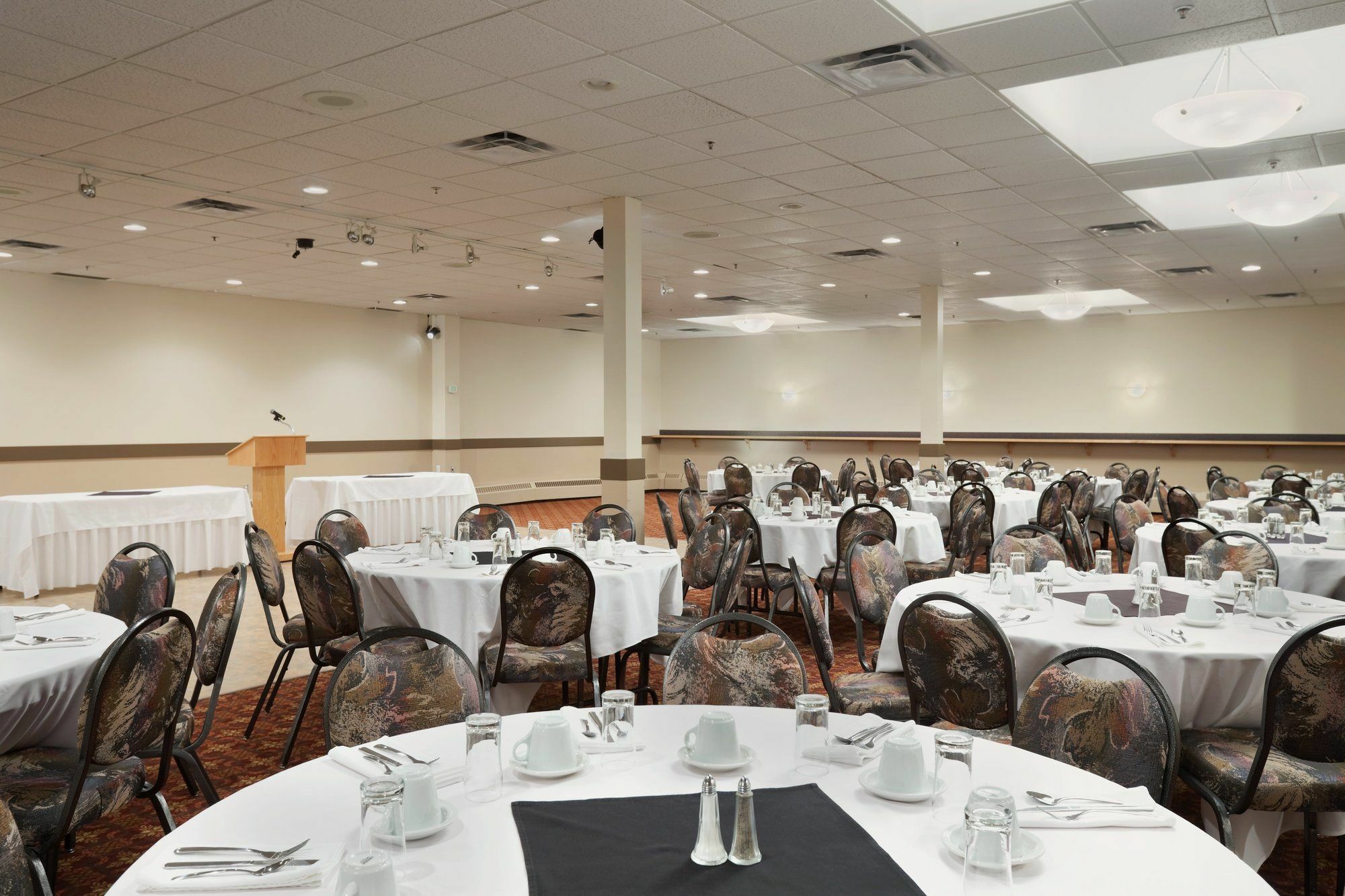 Border Inn & Suites Lloydminster Zewnętrze zdjęcie